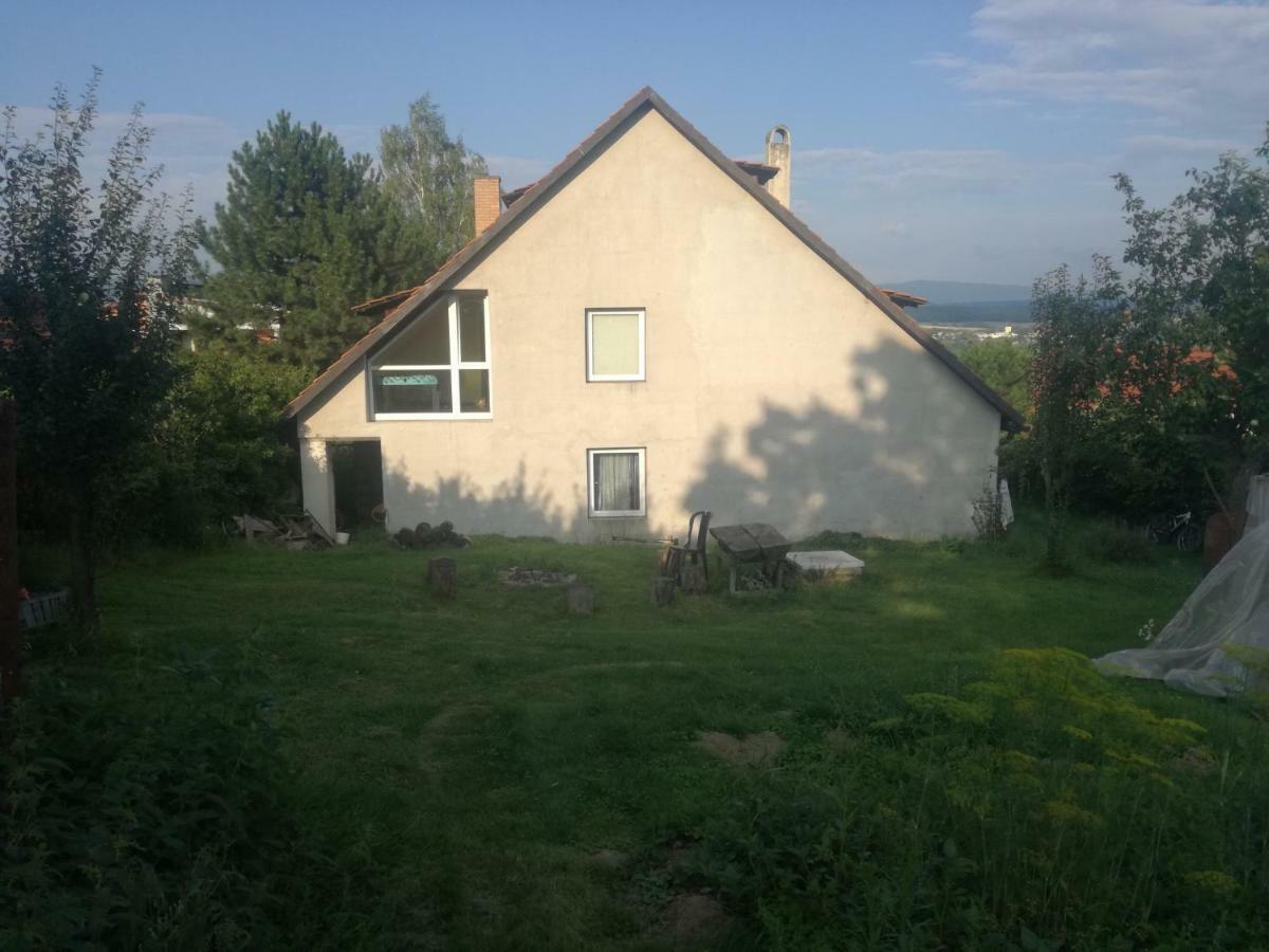 Privat Femamki Apartment Licartovce Екстериор снимка